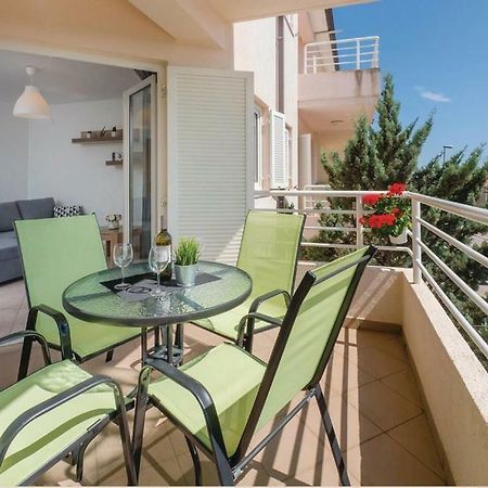 Apartment Rabac Buitenkant foto